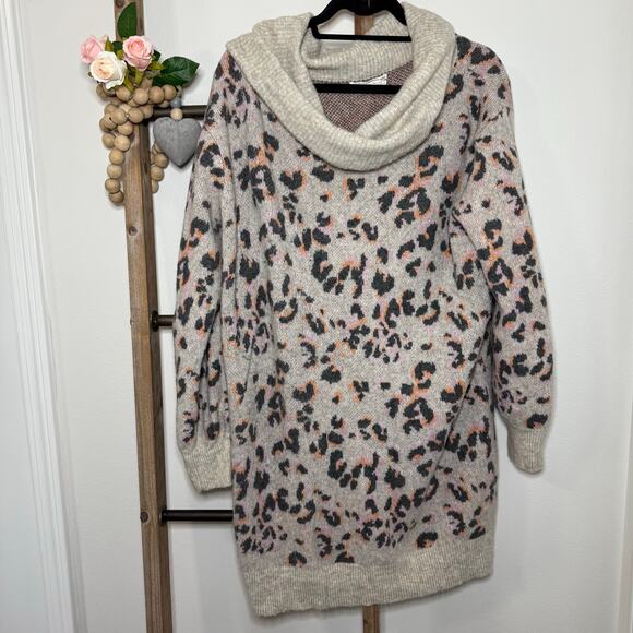 Anthropologie Sweaters - Anthropologie Emma Cowl Neck Tunic Leopard Sweater Size X Large